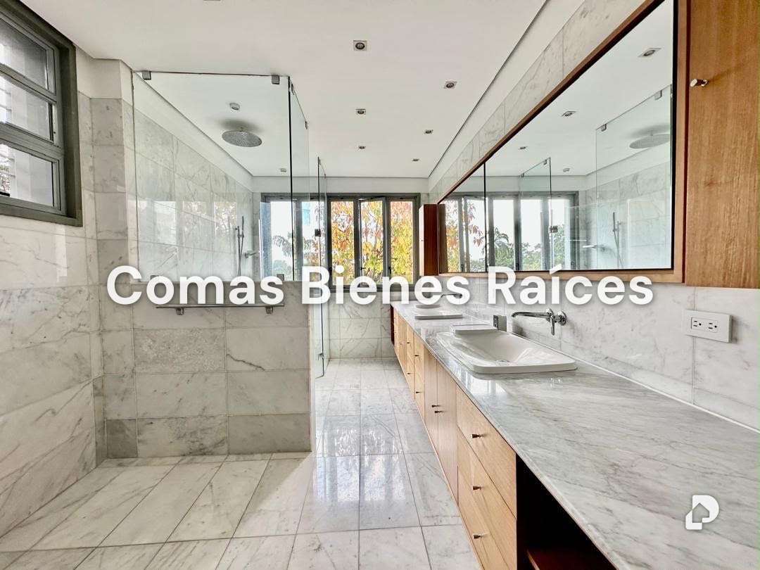 Casa en Altamira, Caracas – 10