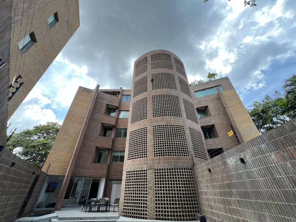 Apartamento en Altamira, Caracas - 1