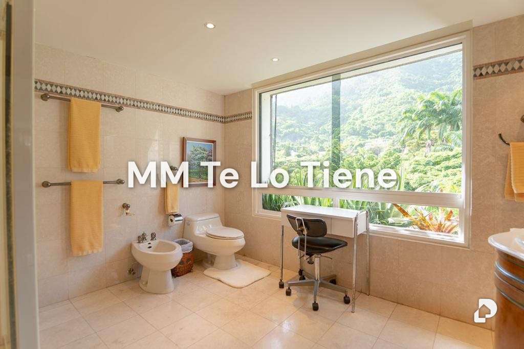 Apartamento en Los Palos Grandes, Caracas – 12