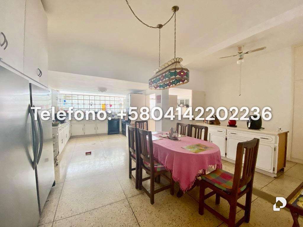 Casa en Prados del Este, Caracas – 11