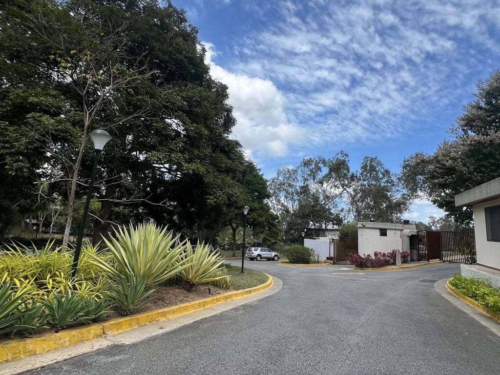 Apartamento en La Lagunita, Caracas - 1