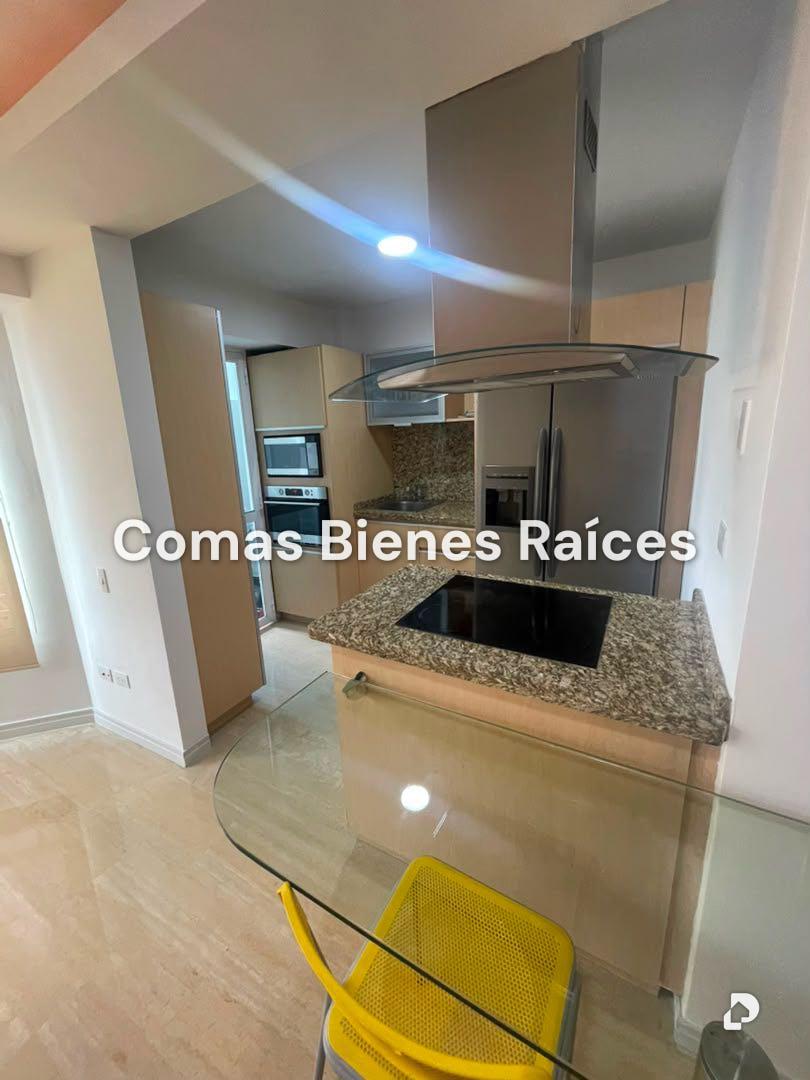Apartamento en El Rosal, Caracas – 2