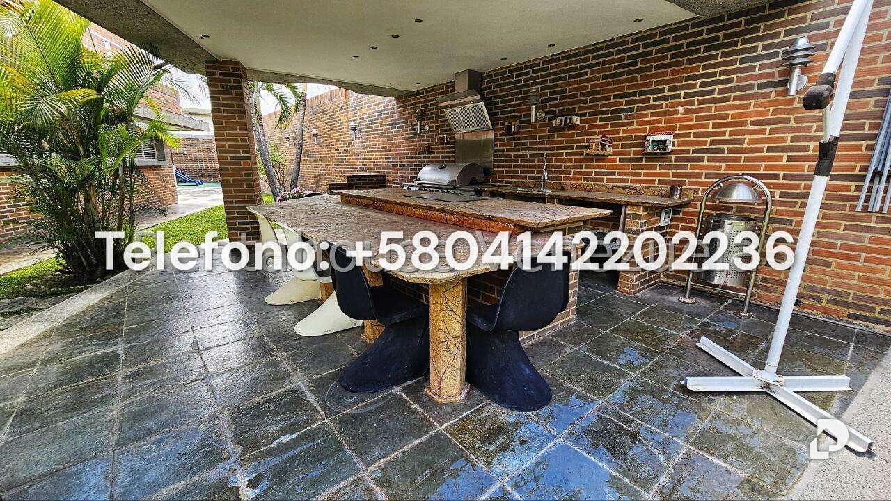 Casa en Cumbres de Curumo, Caracas – 112