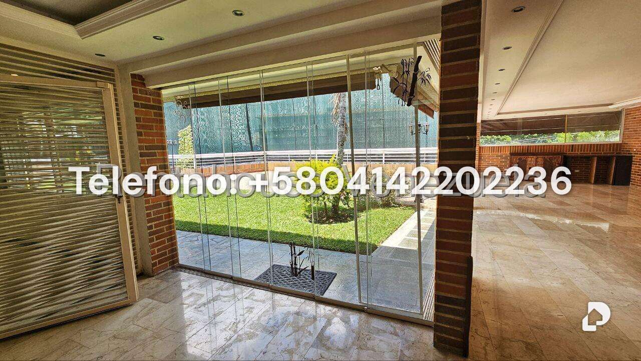 Casa en Cumbres de Curumo, Caracas – 91