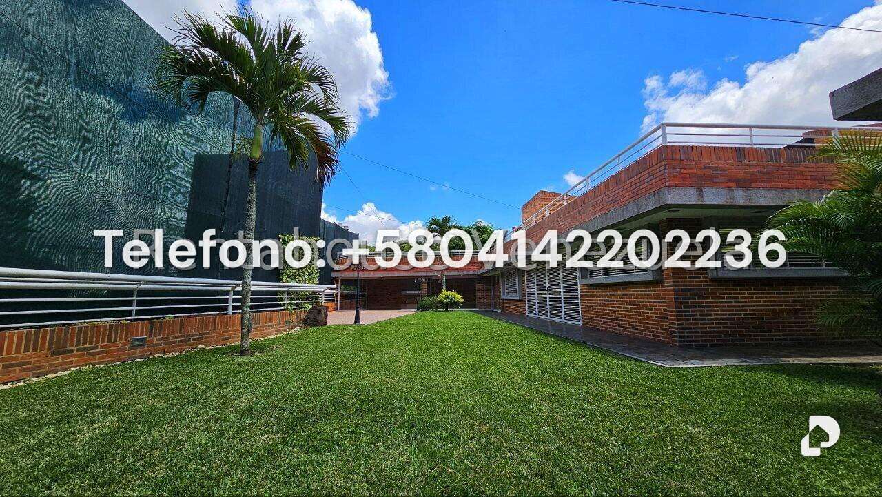 Casa en Cumbres de Curumo, Caracas – 108
