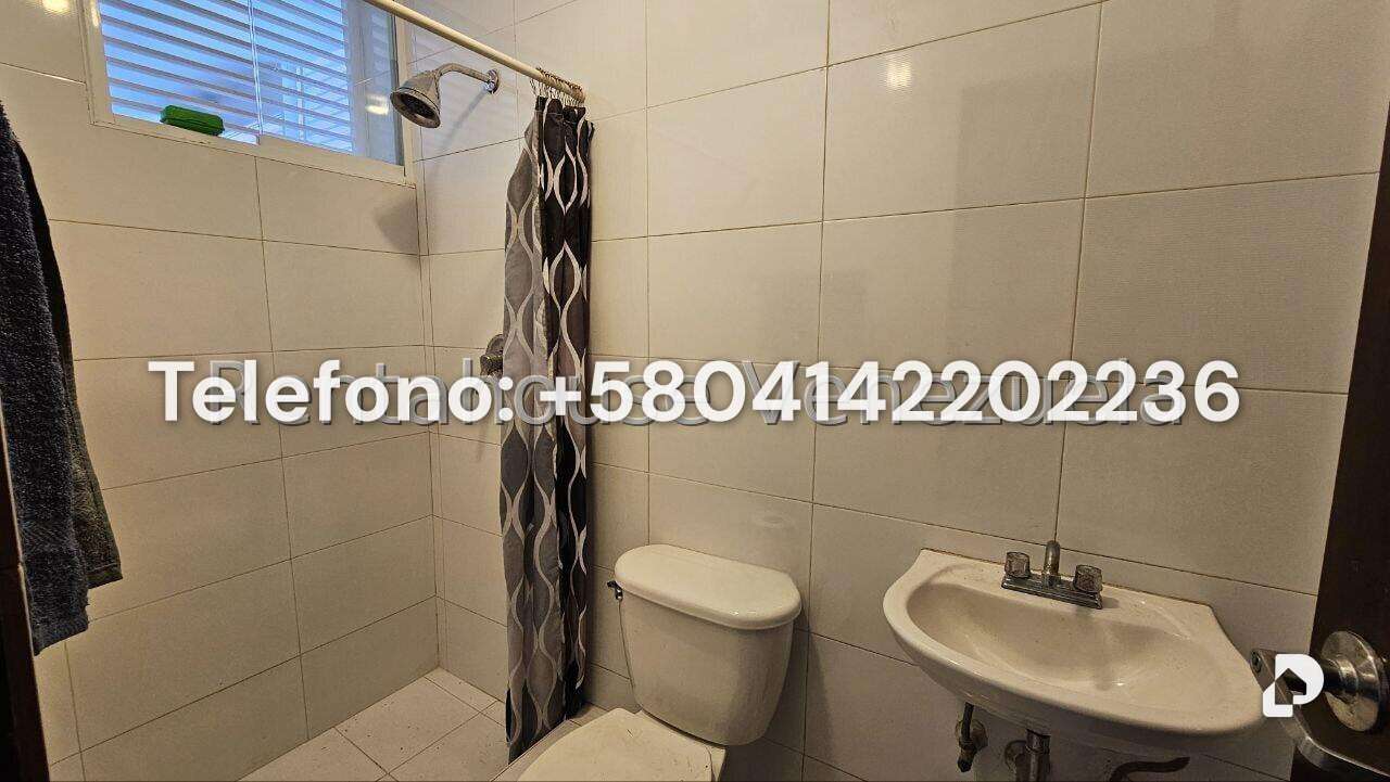 Casa en Cumbres de Curumo, Caracas – 59