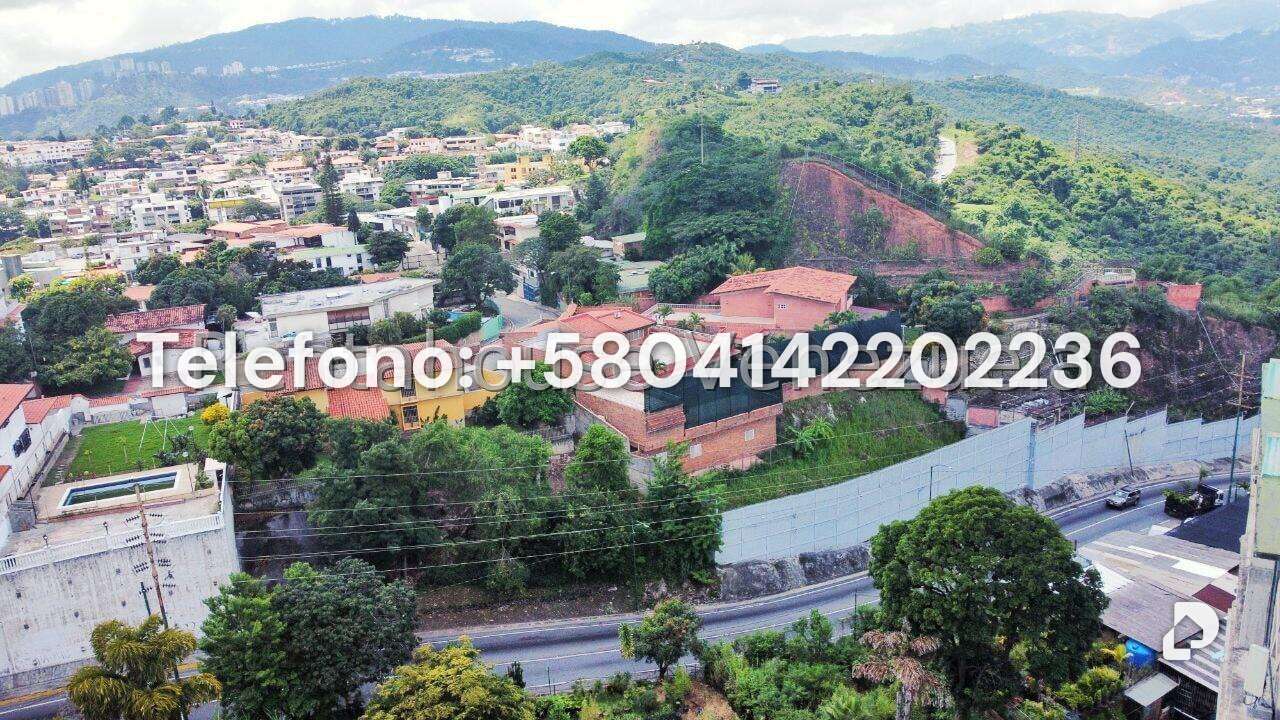 Casa en Cumbres de Curumo, Caracas – 42