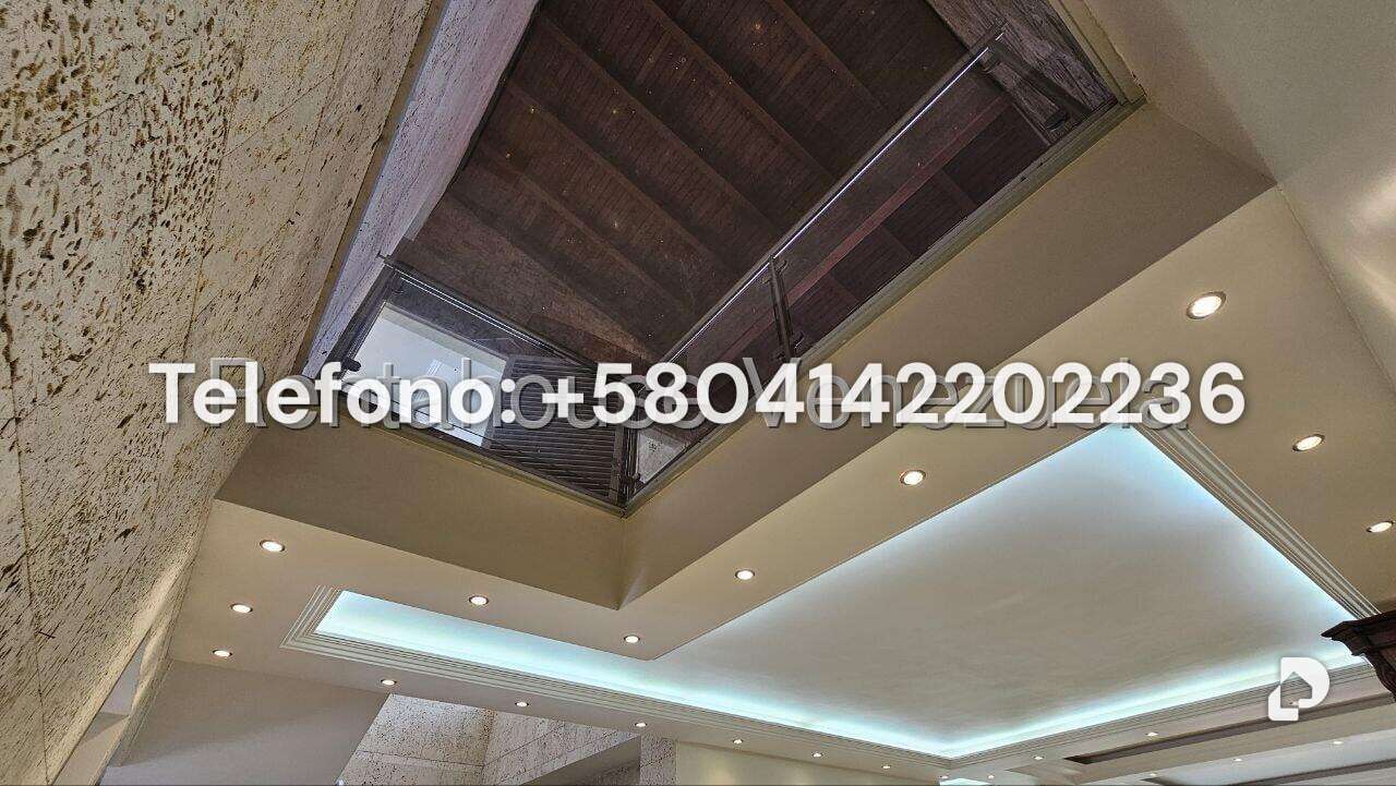 Casa en Cumbres de Curumo, Caracas – 74