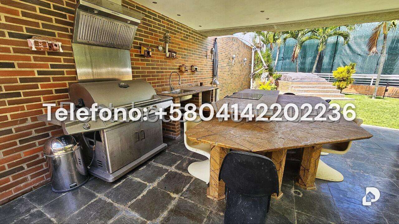 Casa en Cumbres de Curumo, Caracas – 94