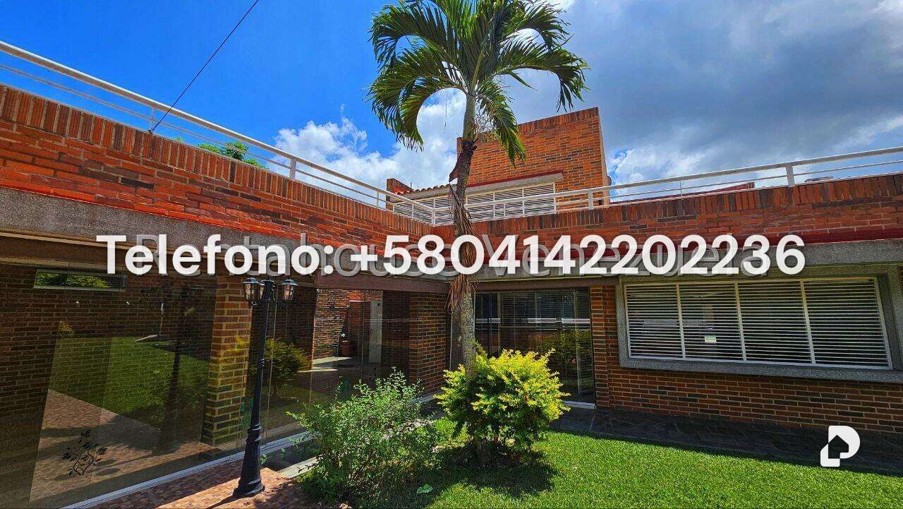 Casa en Cumbres de Curumo, Caracas – 109