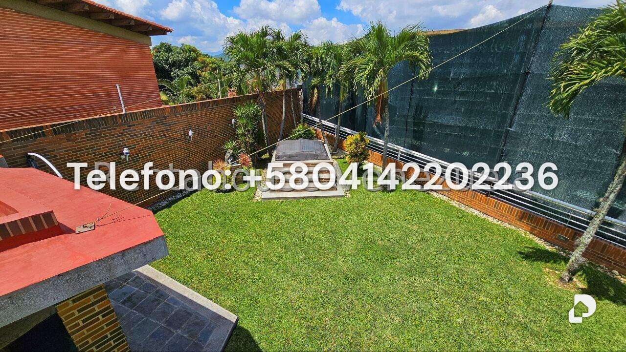 Casa en Cumbres de Curumo, Caracas – 23