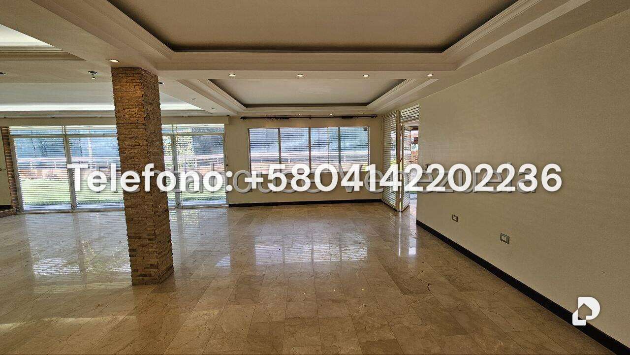 Casa en Cumbres de Curumo, Caracas – 65