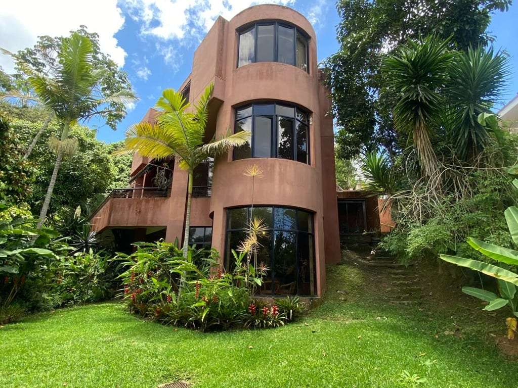Casa en Alto Hatillo, Caracas - 1