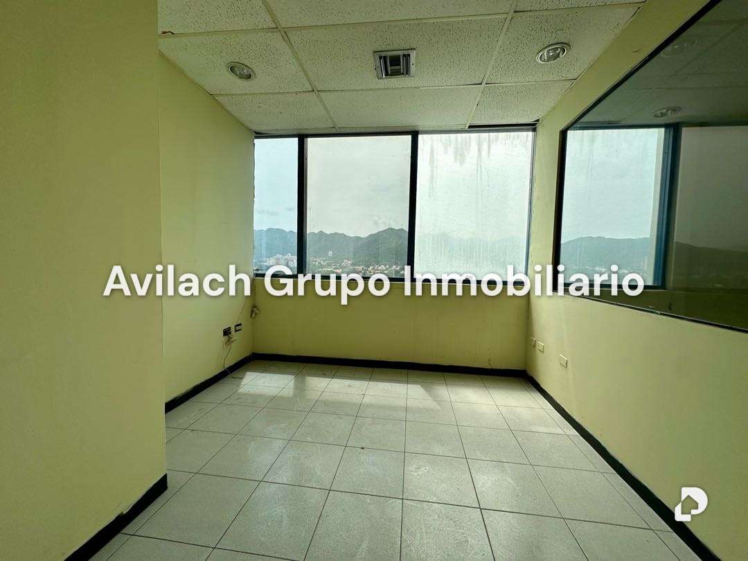 Oficina en Av. Bolívar Norte, Valencia – 4