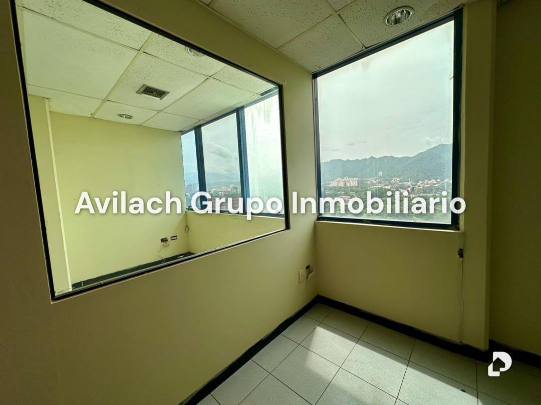 Oficina en Av. Bolívar Norte, Valencia – 3