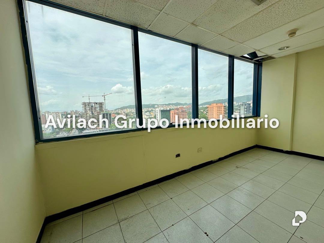 Oficina en Av. Bolívar Norte, Valencia – 2