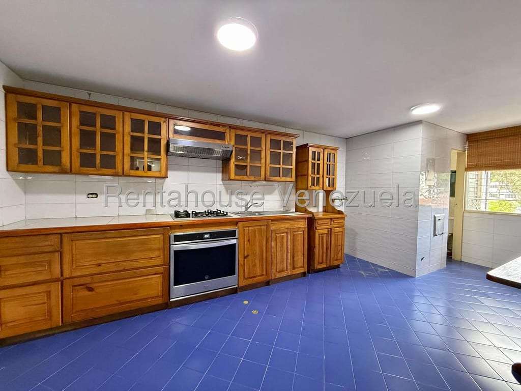 Apartamento en San Román, Caracas