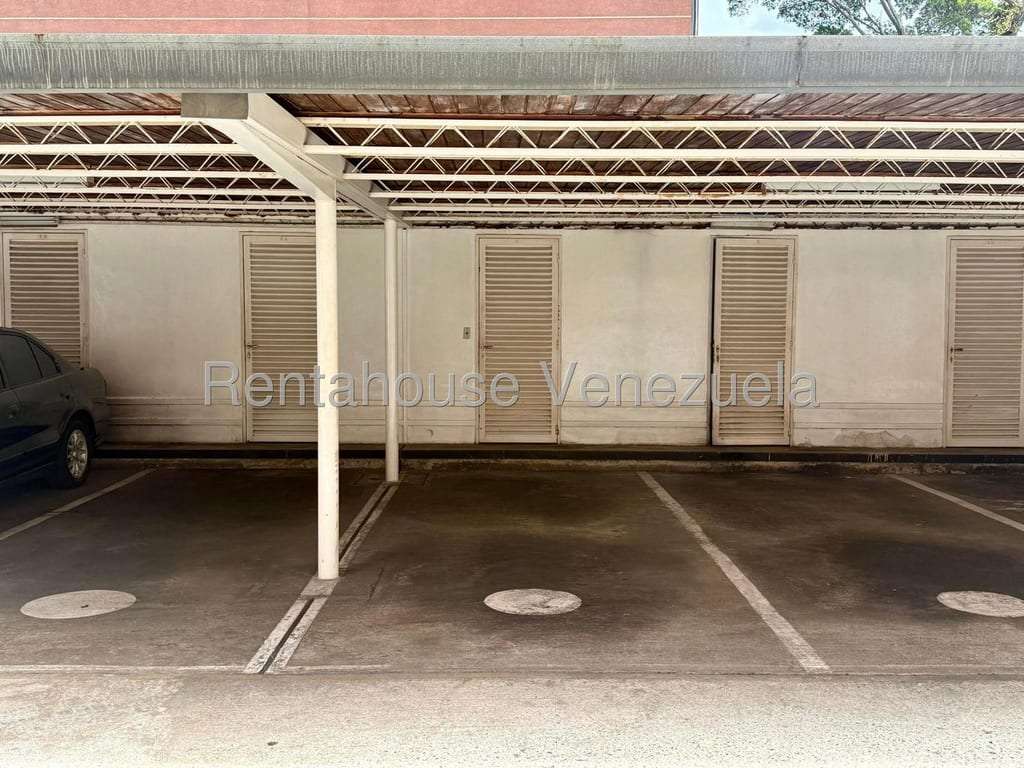 Apartamento en San Román, Caracas