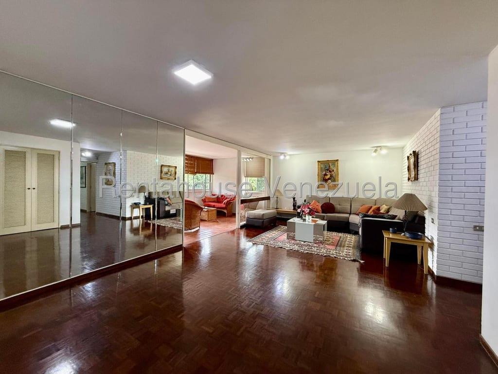 Apartamento en San Román, Caracas