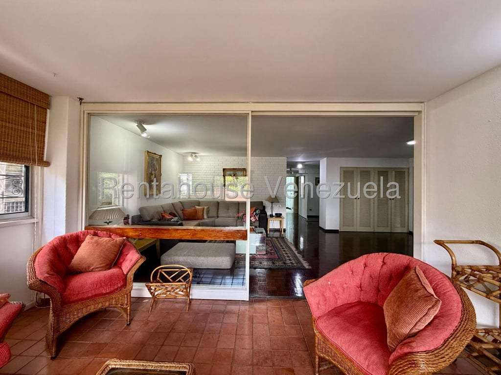 Apartamento en San Román, Caracas