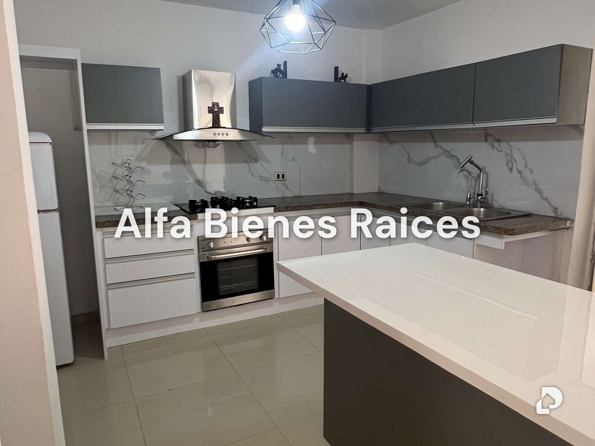 Townhouse in Ciudad Roca, Barquisimeto – 1