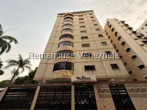 Apartamento en San Isidro, Maracay - 1