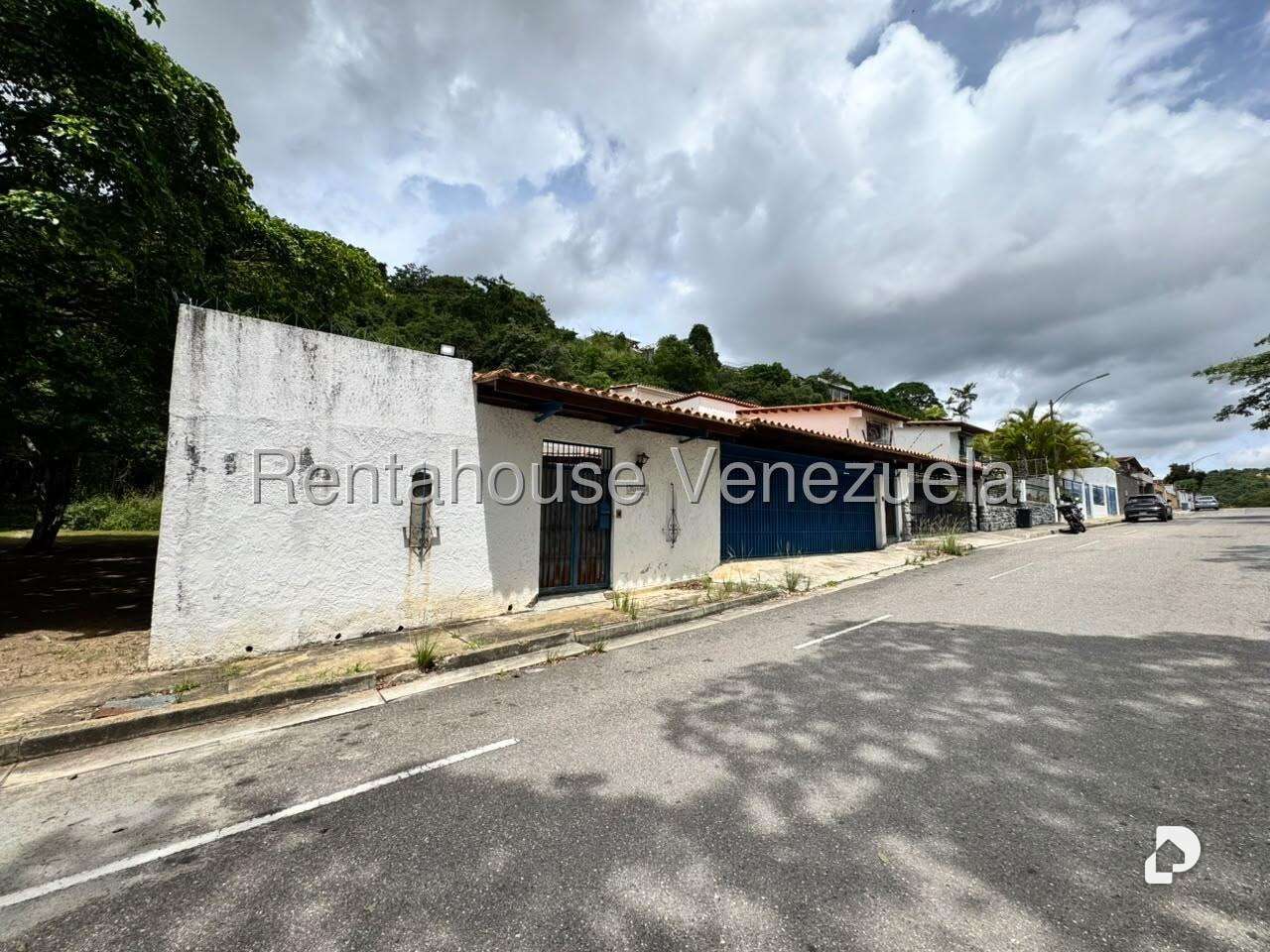 Casa en Santa Paula, Caracas – 16