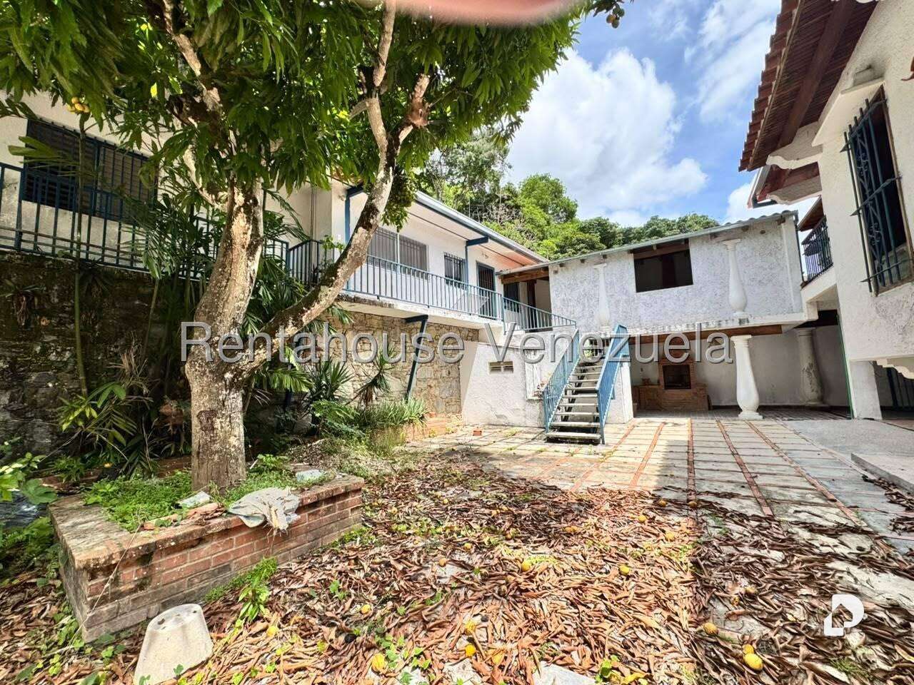 Casa en Santa Paula, Caracas – 8