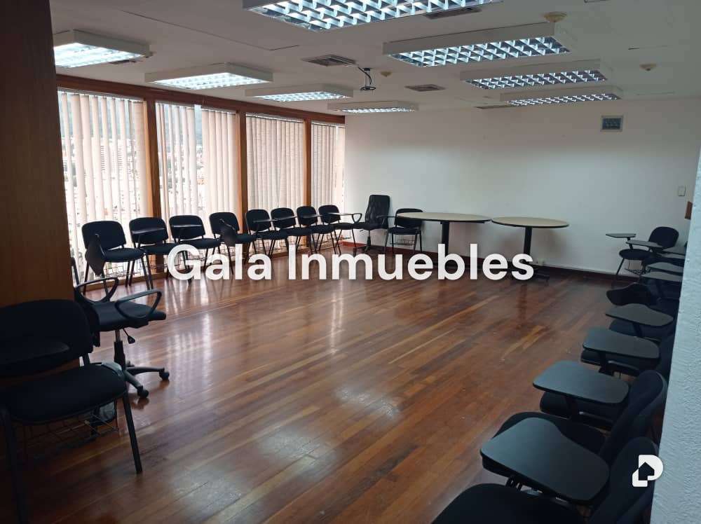 Office in Los Palos Grandes, Caracas – 3