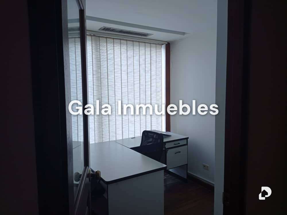 Office in Los Palos Grandes, Caracas – 11