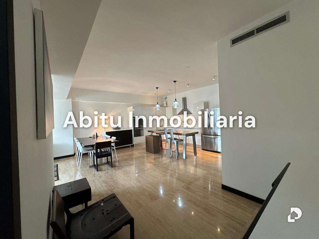 Apartamento en Las Mercedes, Caracas – 12