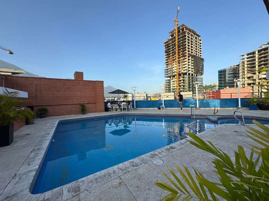 Apartamento en Las Mercedes, Caracas - 1