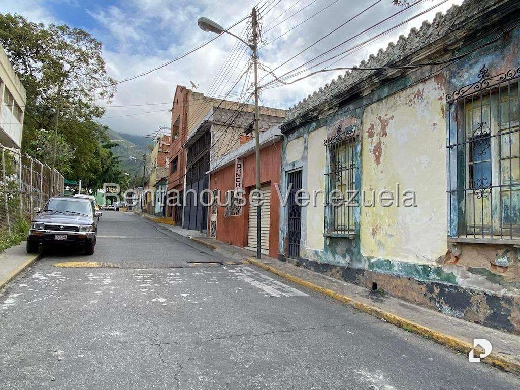 Edificio en La Candelaria, Caracas – 2