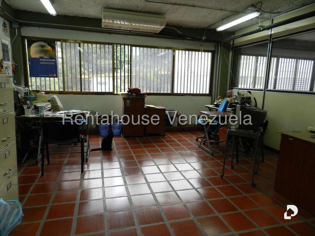 Edificio en La Candelaria, Caracas – 13