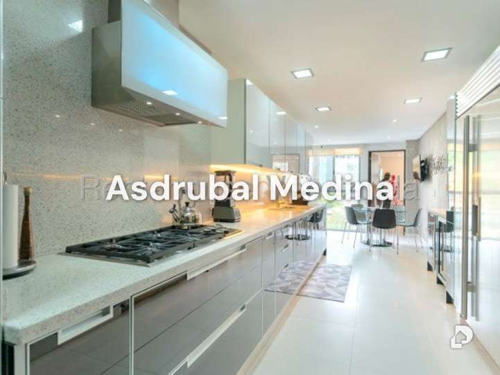 Apartamento en Lomas de Las Mercedes, Caracas – 12