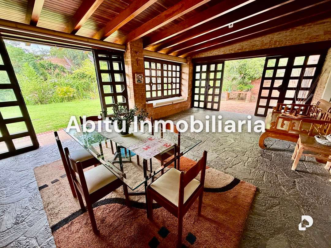 Casa en Cerro Verde, Caracas – 16