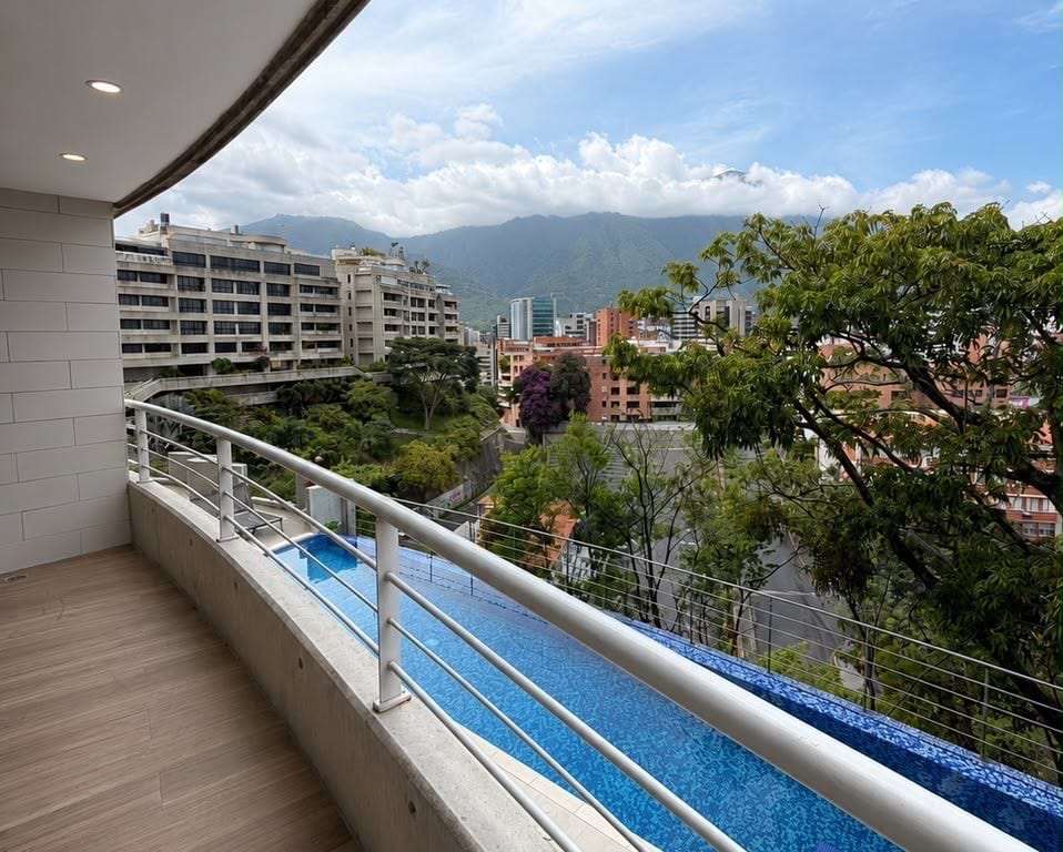 Apartamento en Chulavista, Caracas - 1
