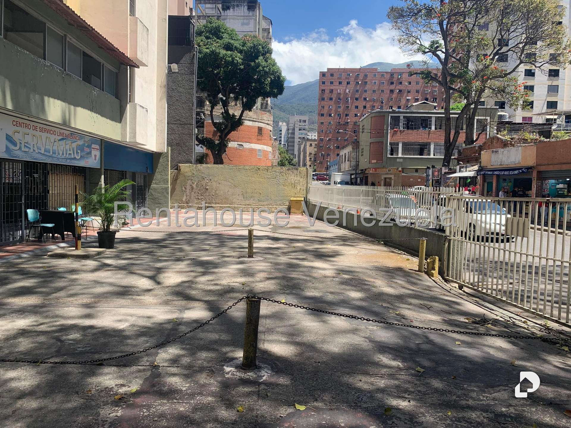 Galpón en Sabana Grande, Caracas – 11