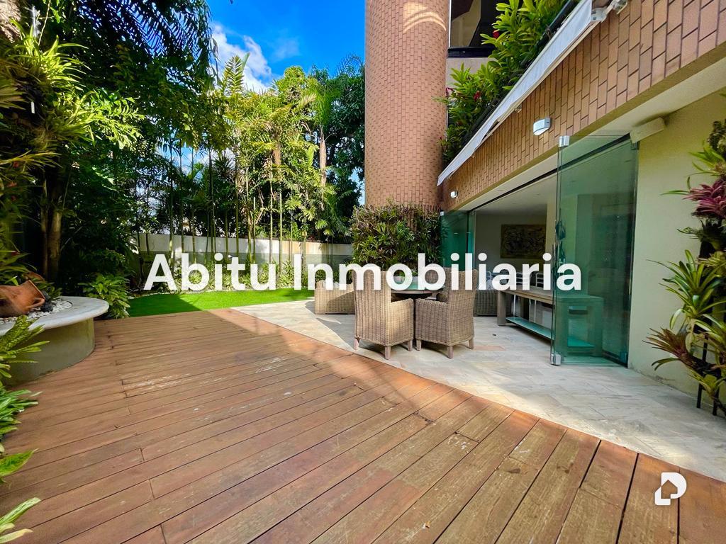 Apartamento en Altamira, Caracas – 1