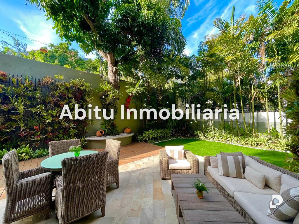 Apartamento en Altamira, Caracas – 2