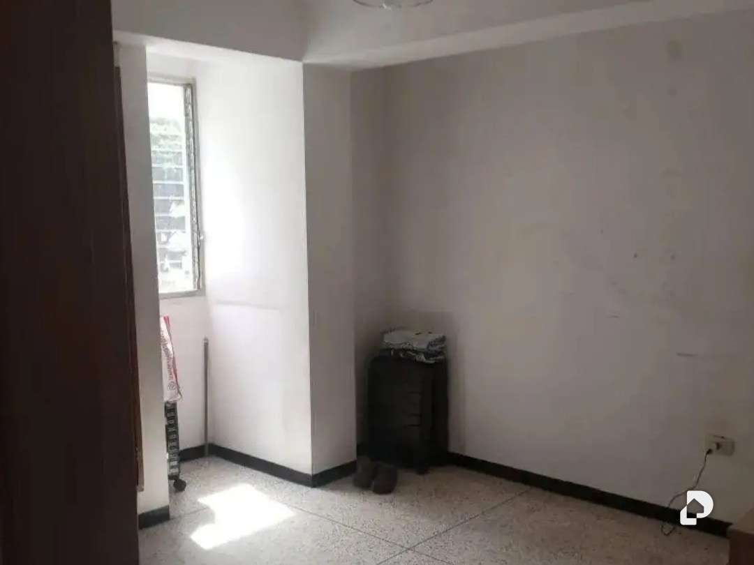 Apartamento en Catia, Caracas – 2