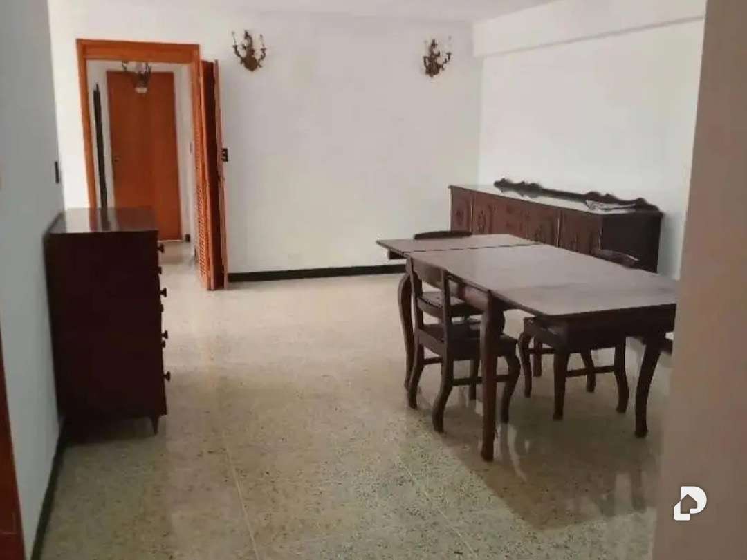 Apartamento en Catia, Caracas – 1