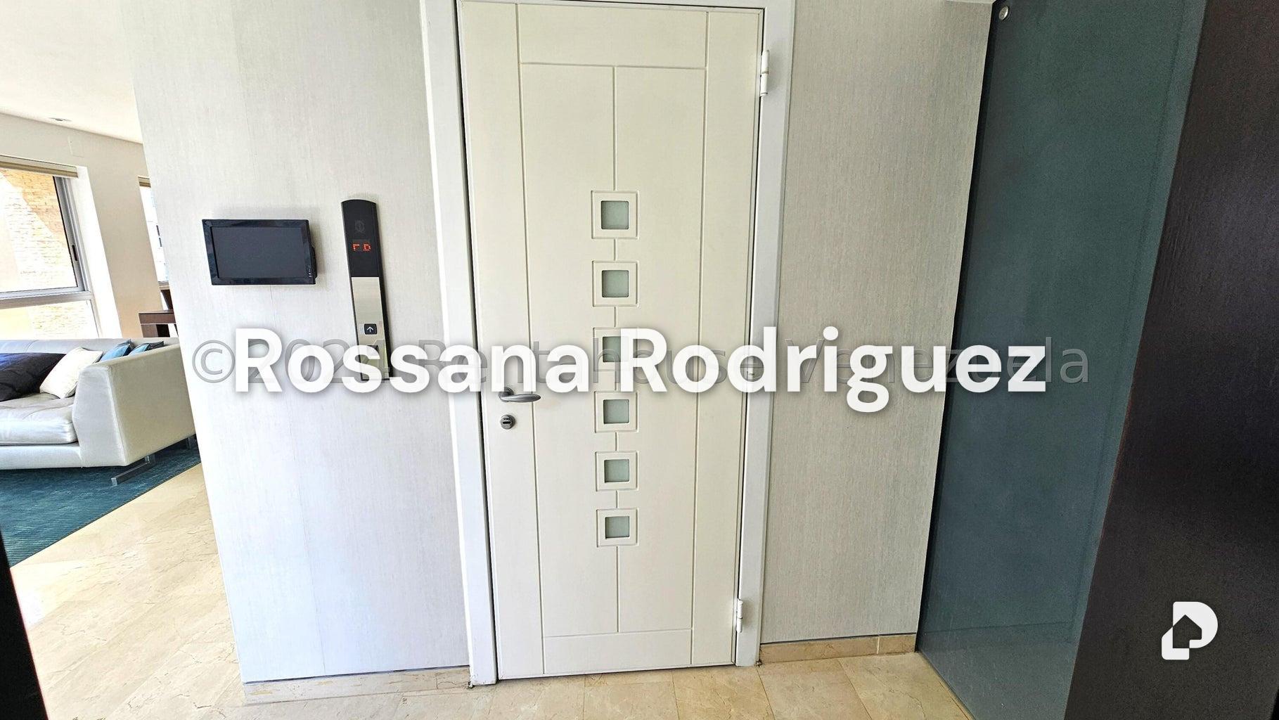 Apartamento en Las Mesetas de Santa Rosa de Lima, Caracas – 2