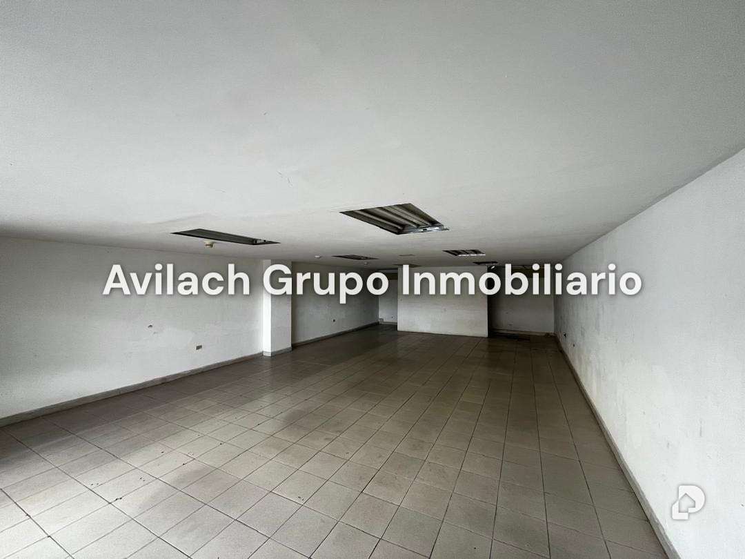 Local comercial en Catedral, Valencia – 2