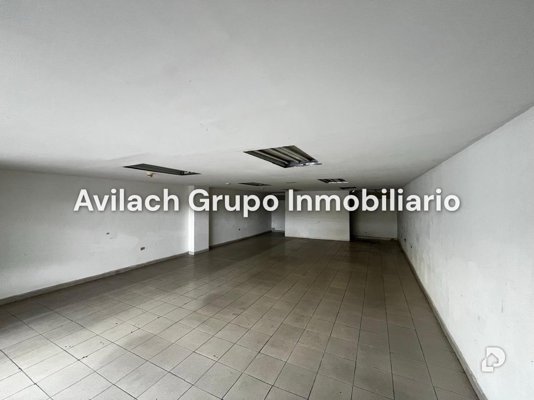 Local comercial en Catedral, Valencia – 2
