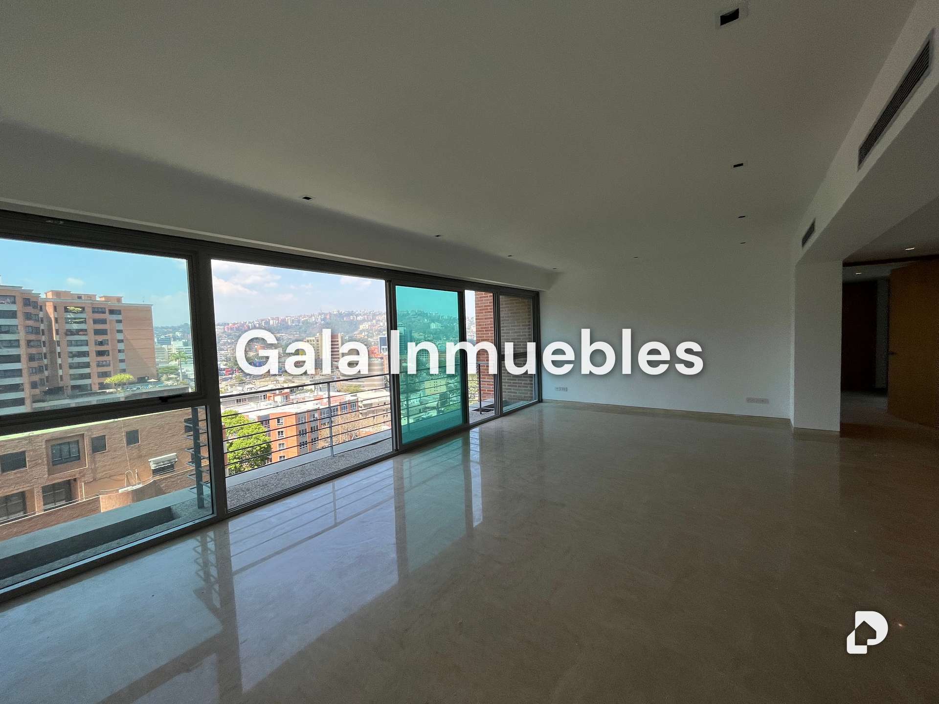 Apartment in Lomas de Las Mercedes, Caracas – 1