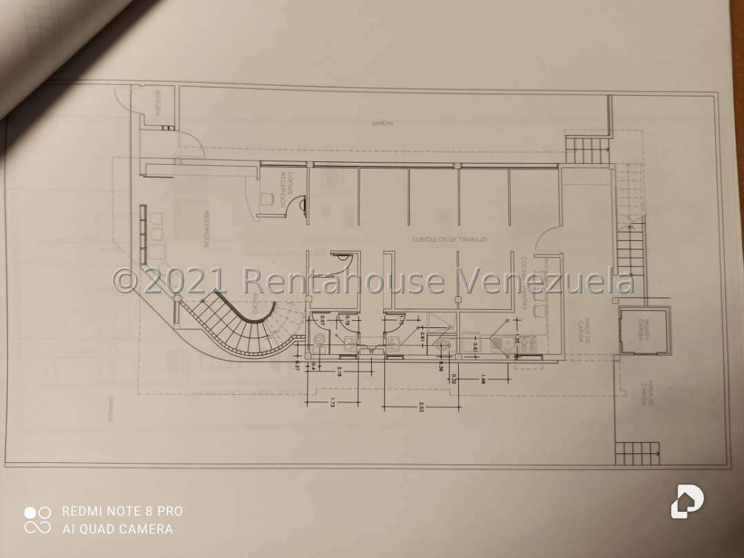 Local comercial en Los Chaguaramos, Caracas – 51