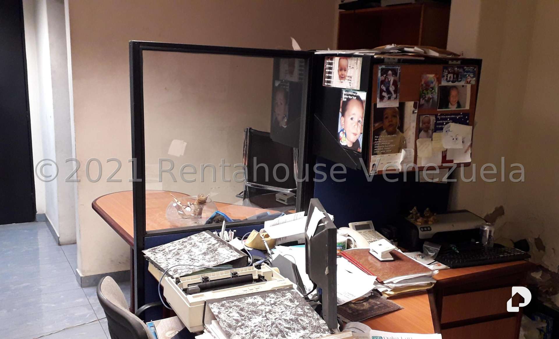 Local comercial en Los Chaguaramos, Caracas – 20