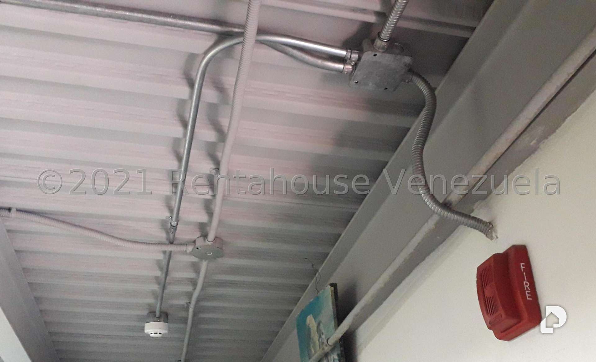 Local comercial en Los Chaguaramos, Caracas – 33