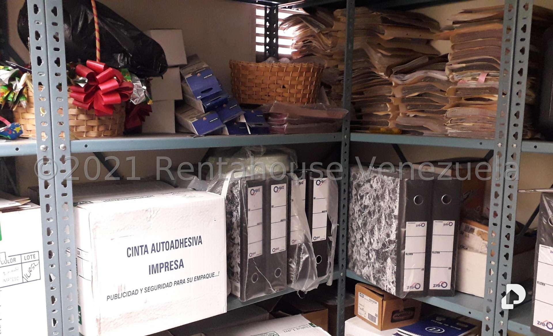 Local comercial en Los Chaguaramos, Caracas – 31